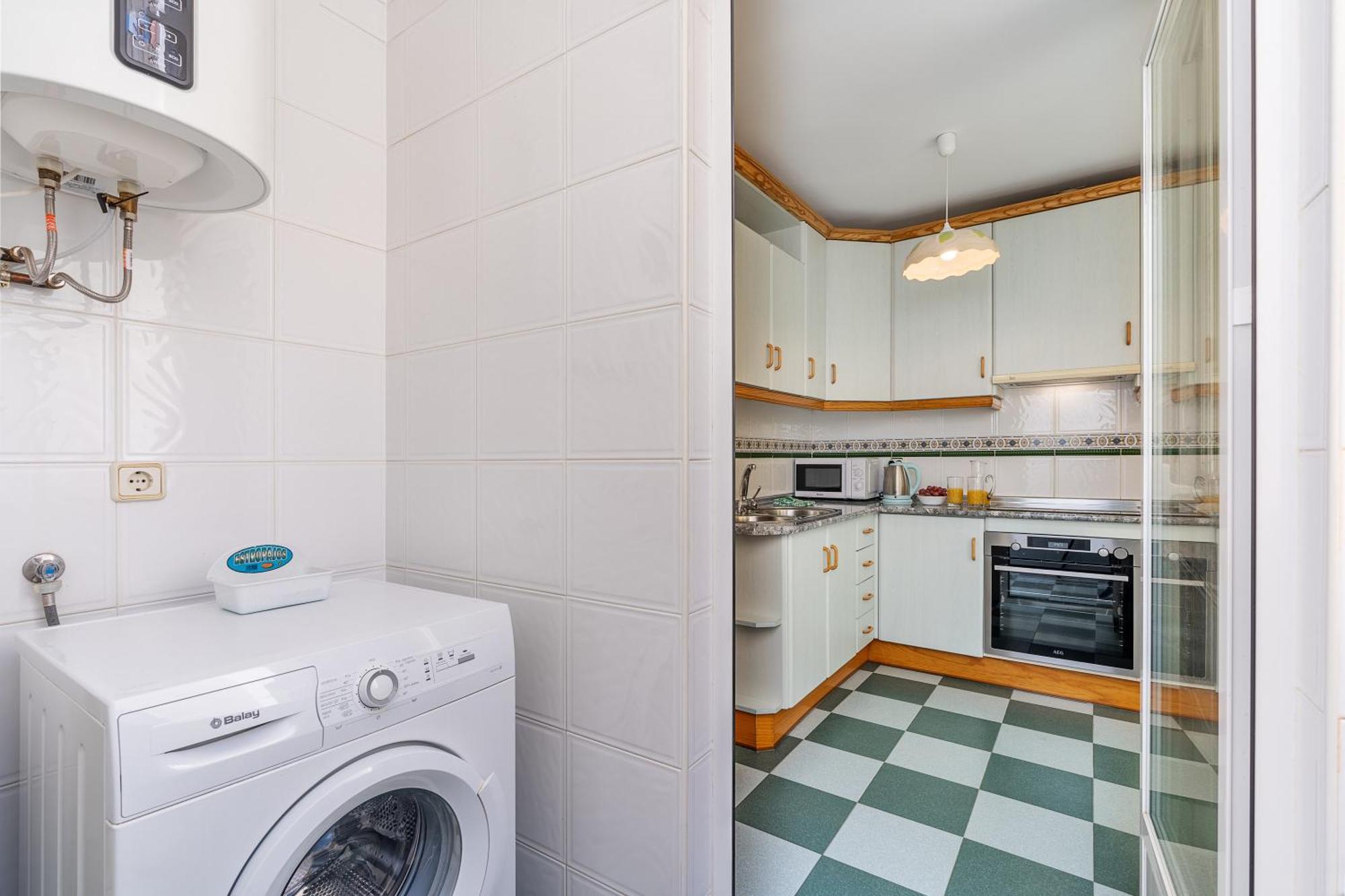 Amplio Apartamento En Gueejar Sierraアパートメント エクステリア 写真